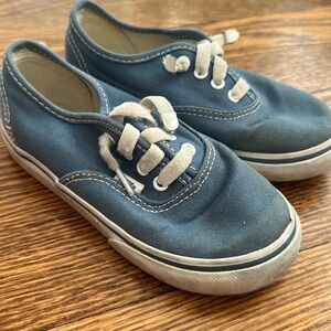 Boys vans with stretchy laces